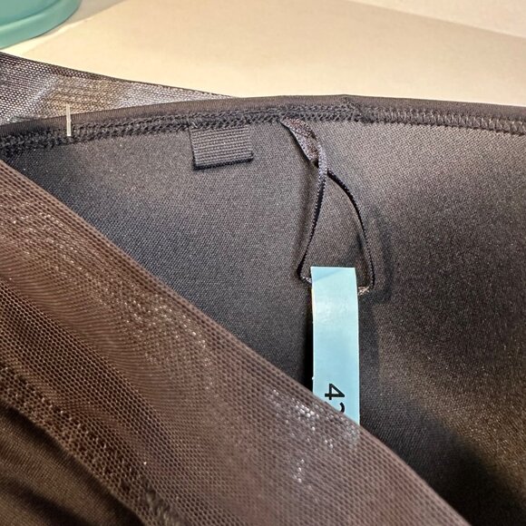 NWT Bali Womens Smoothing Strapless Bra 8-Way 42C Hidden Underwire Black No-Slip - Picture 11 of 12